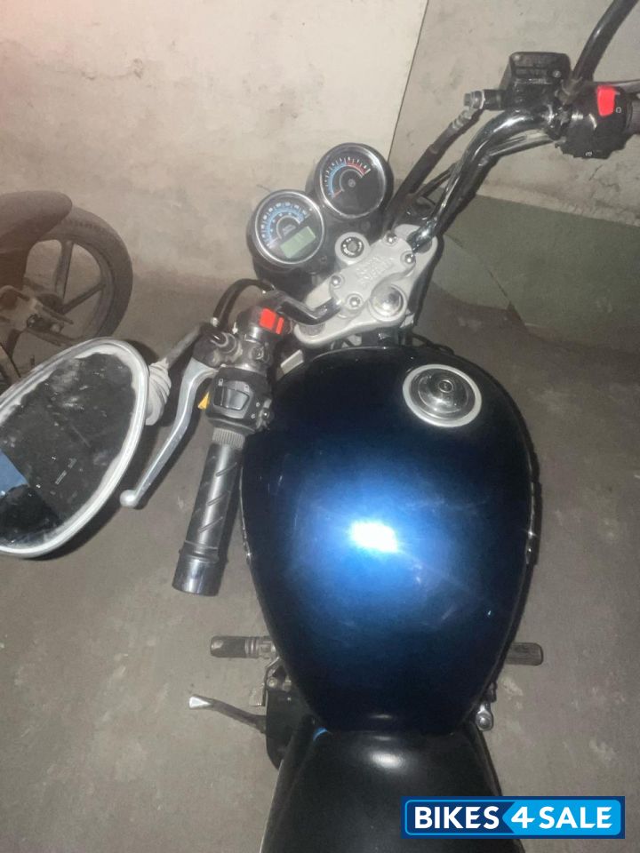 Blue Royal Enfield Thunderbird 350