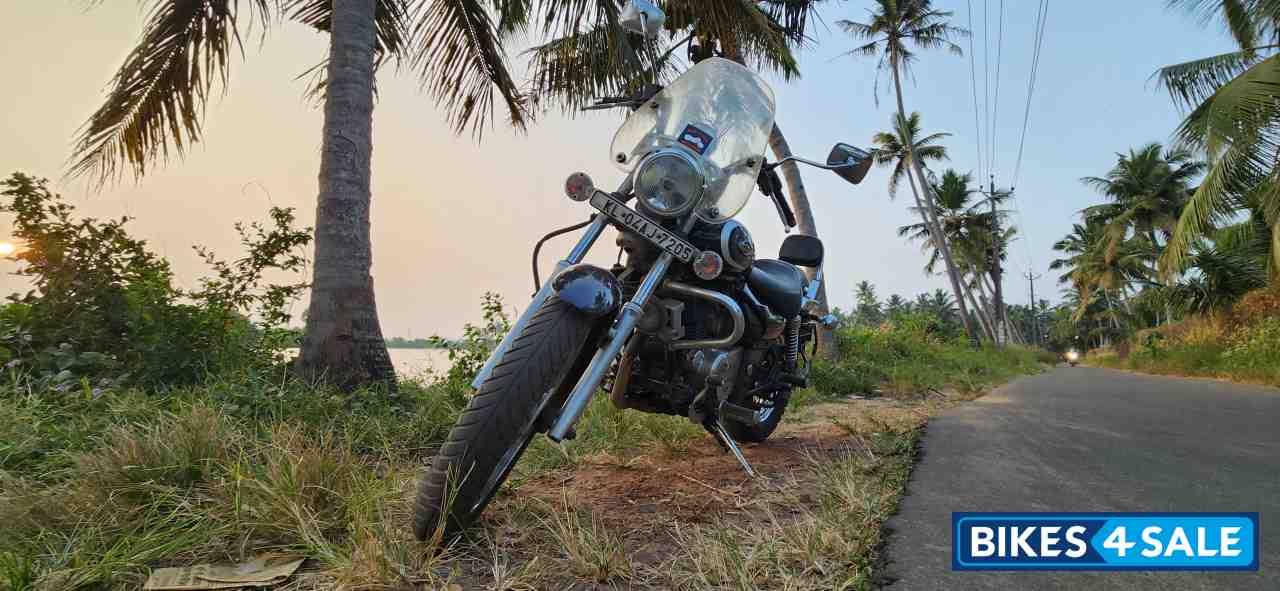 Bajaj Avenger Cruise 220