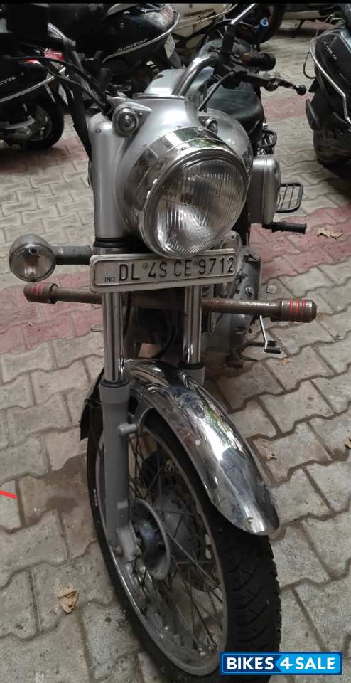 Silver Royal Enfield Bullet Electra 5S Silver Royal Enfield Bullet Electra 5S