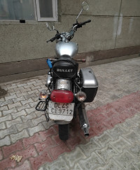 Silver Royal Enfield Bullet Electra 5S