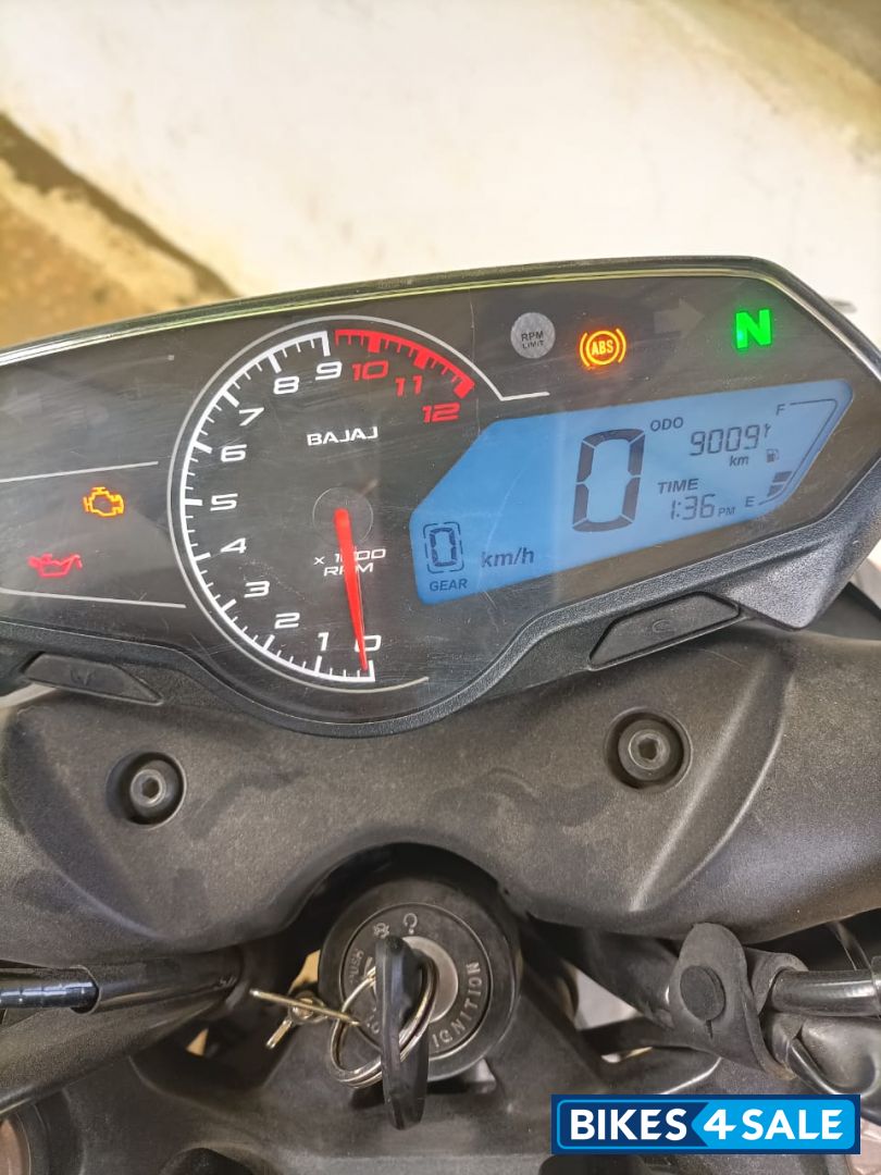 Grey Bajaj Pulsar N250