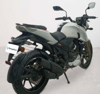 TVS Apache RTR 200 4V