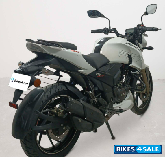 TVS Apache RTR 200 4V