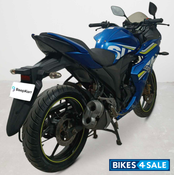 Suzuki Gixxer SF