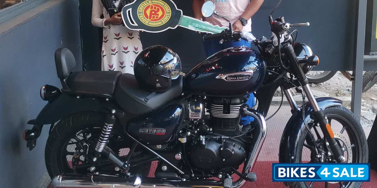 Royal Enfield Meteor 350 Stellar