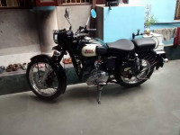 Black Royal Enfield Classic 350