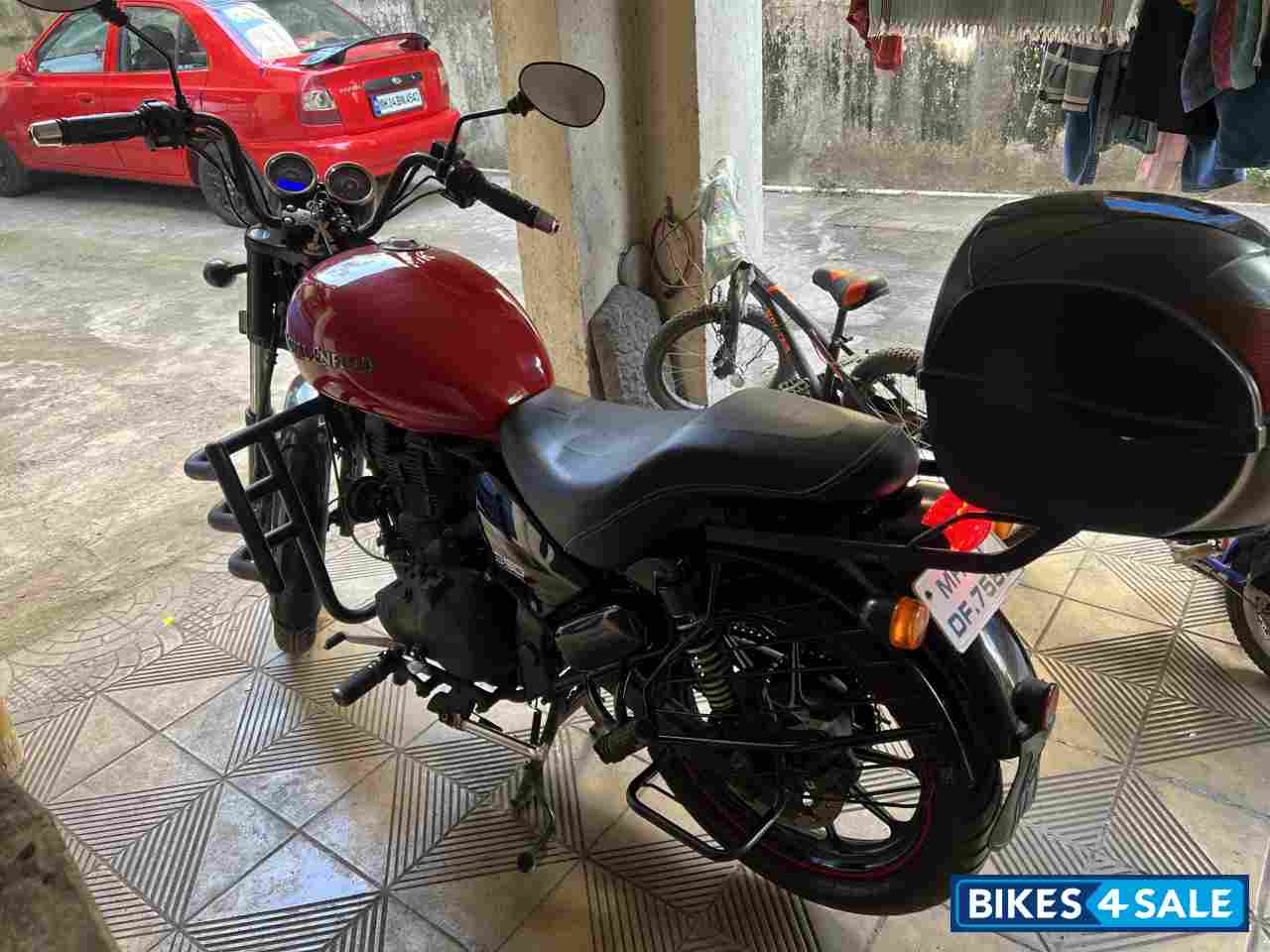 Royal Enfield Thunderbird 350