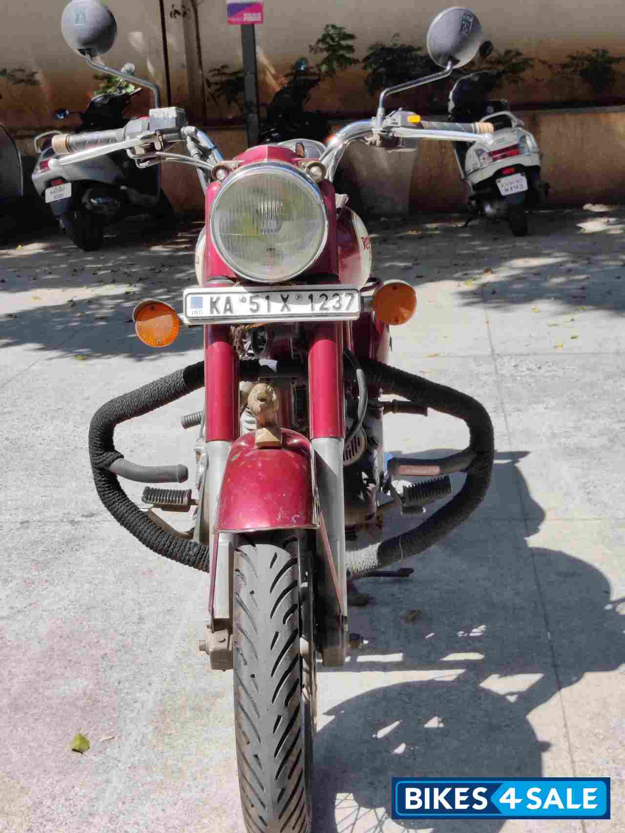 Royal Enfield Classic 500