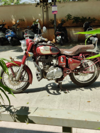 Royal Enfield Classic 500