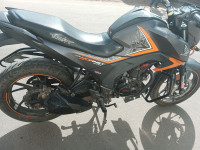 Orange Honda CB Hornet 160R