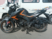 Orange Honda CB Hornet 160R