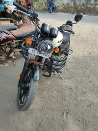 White And Black Royal Enfield Thunderbird X 350