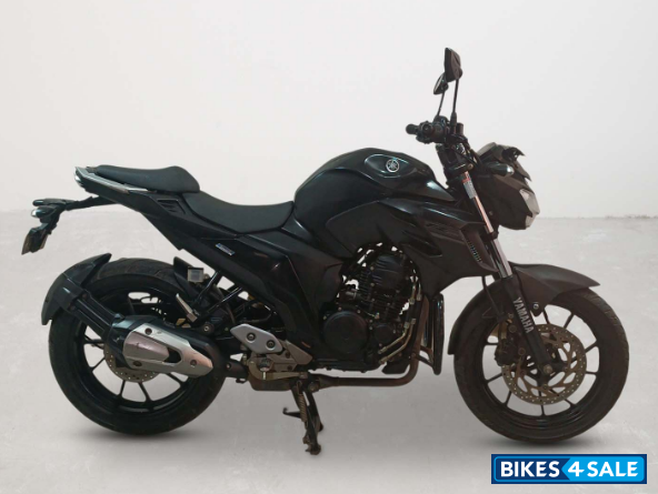 Yamaha FZ25