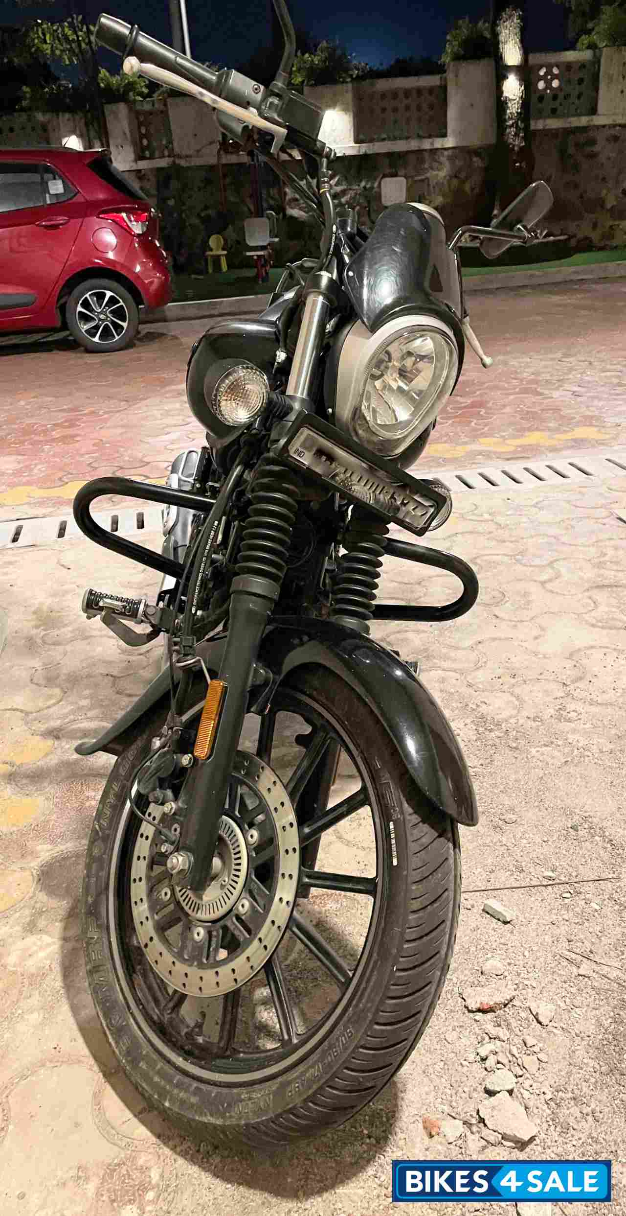 Bajaj Avenger