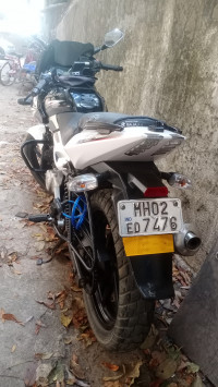 Bajaj Pulsar 220F
