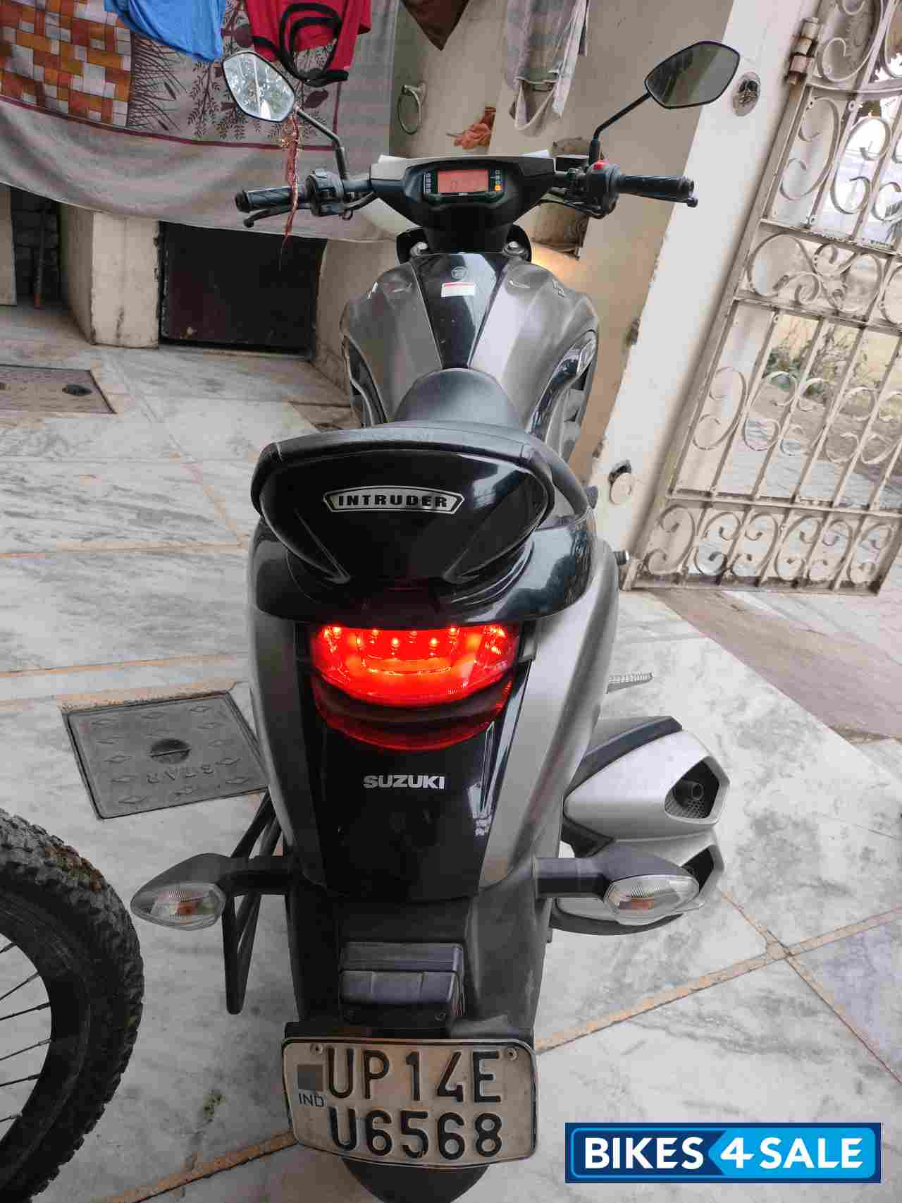 Suzuki Intruder 150 BS6