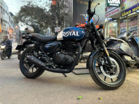 Royal Enfield Hunter 350 Metro