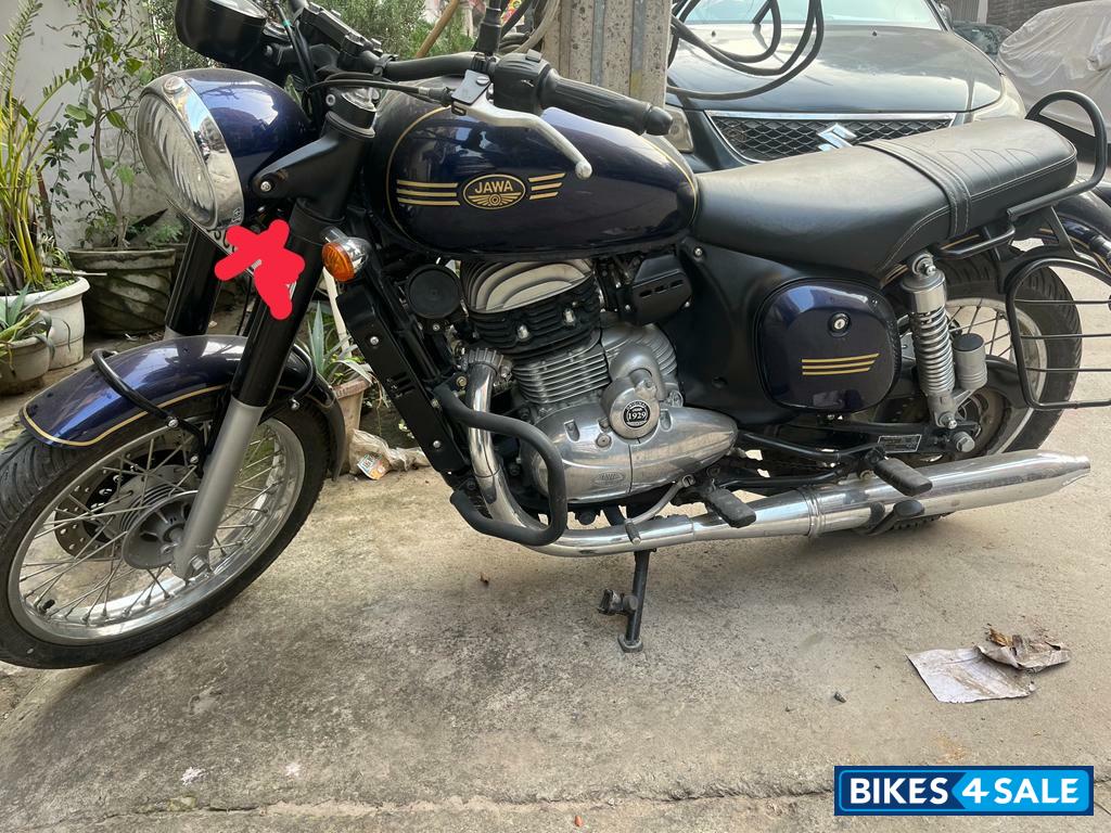 Jawa 42 Bobber Dual Channel ABS