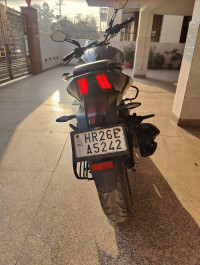 Bajaj Dominar 400