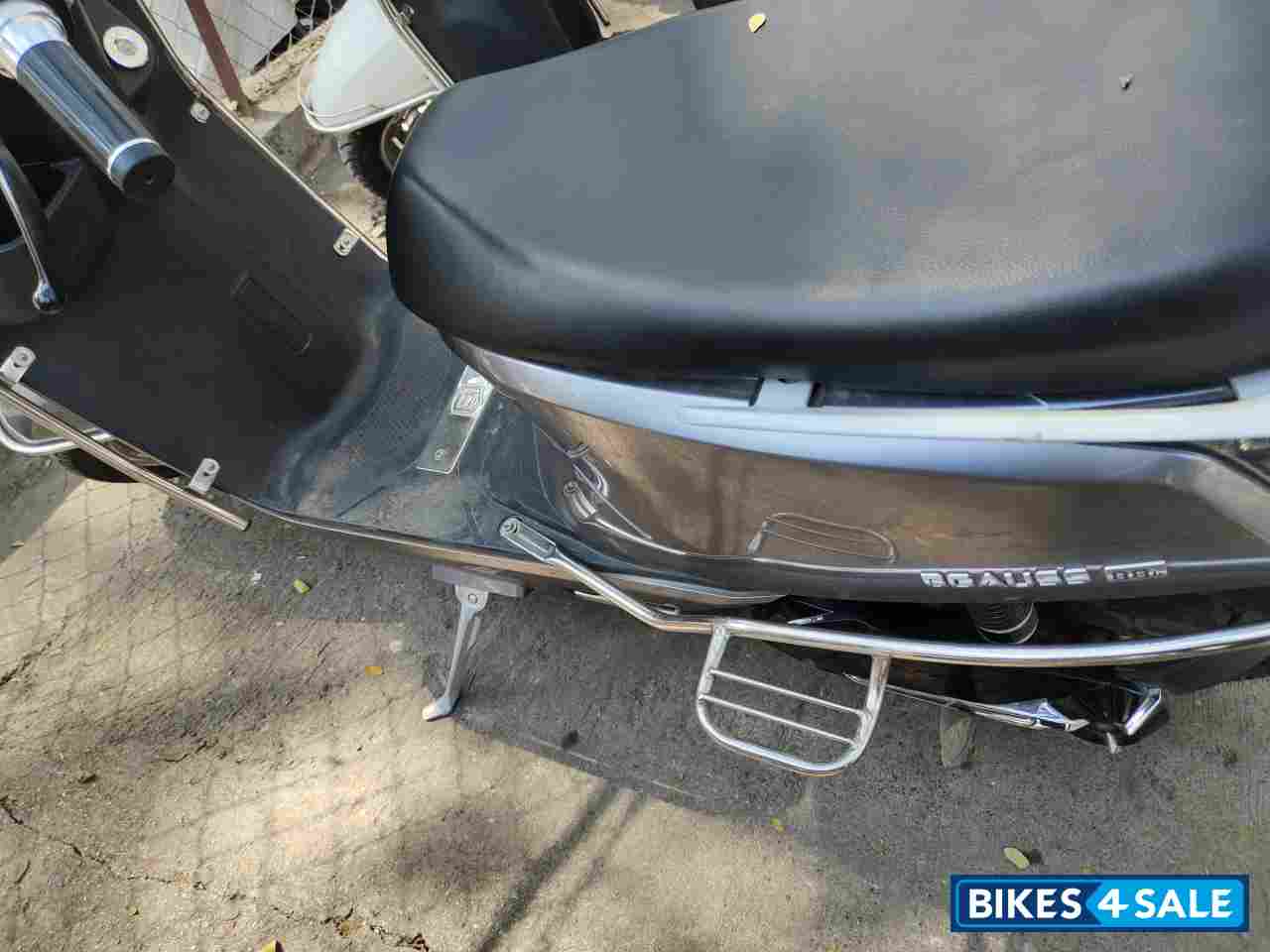 BGauss B8 Lithium Ion