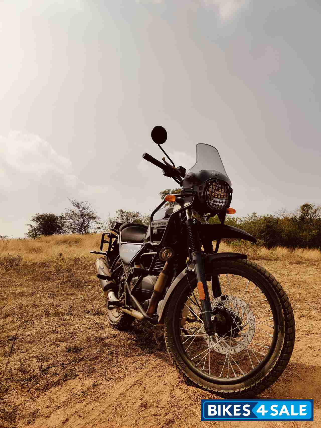 Granite Black Royal Enfield Himalayan BS VI