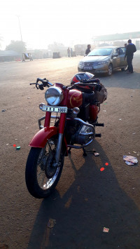 Royal Enfield Bullet Standard 350