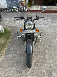 Black Royal Enfield Classic 350