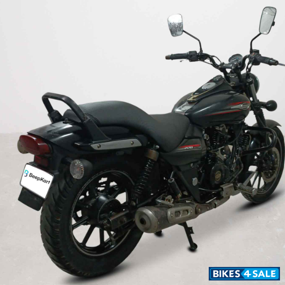 Bajaj Avenger