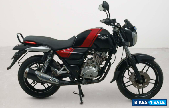 Bajaj V15