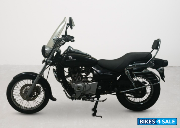 Bajaj Avenger
