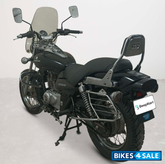 Bajaj Avenger