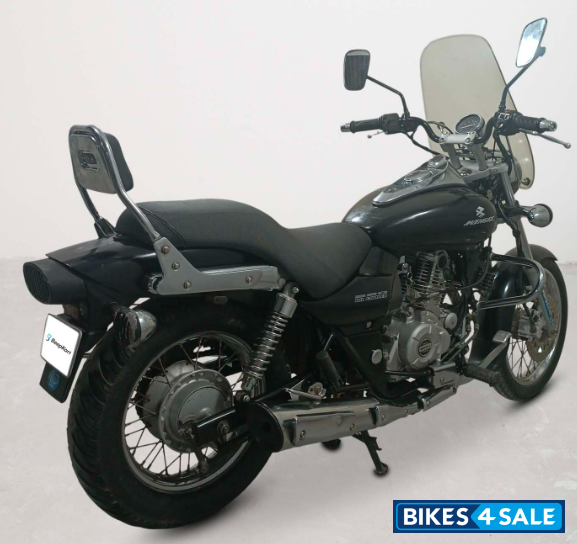Bajaj Avenger