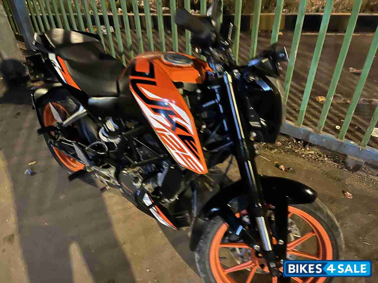KTM Duke 125