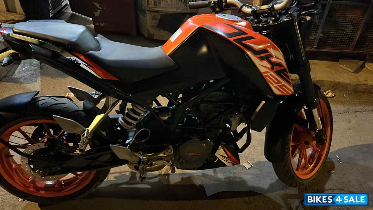 KTM Duke 125