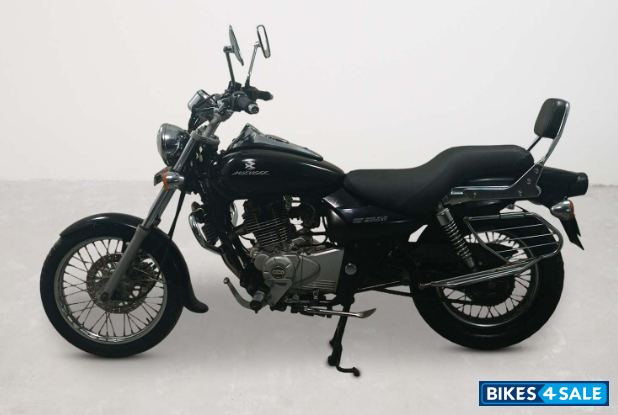 Bajaj Avenger