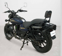 Bajaj Avenger Street 150
