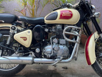 Royal Enfield Classic 500