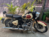 Royal Enfield Classic 500