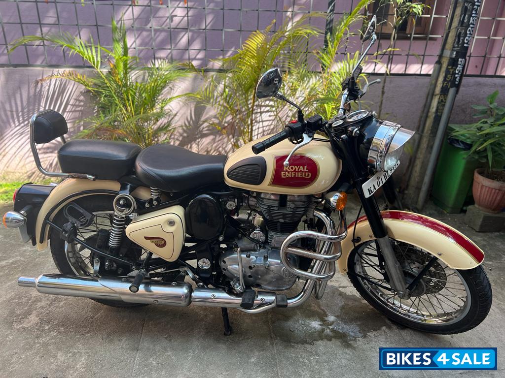 Royal Enfield Classic 500