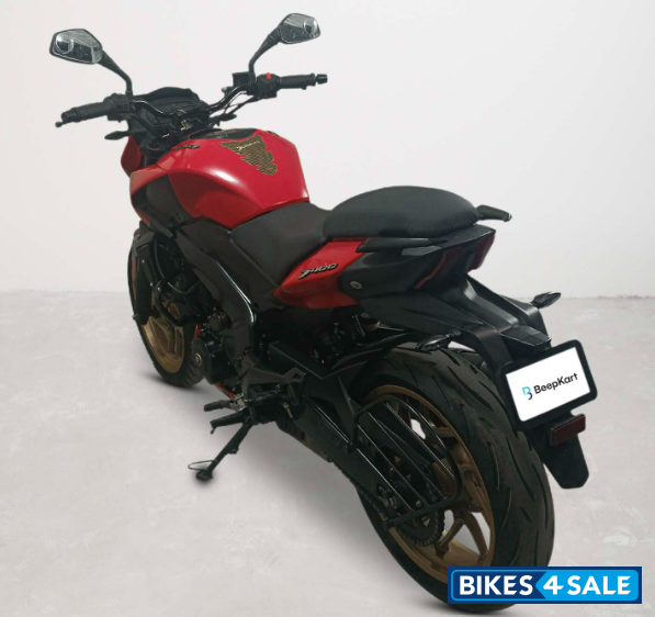 Bajaj Dominar 400