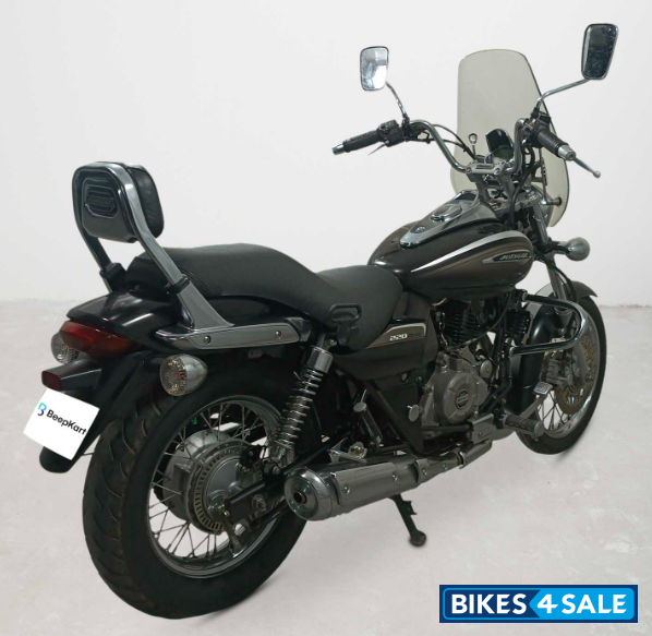 Bajaj Avenger Cruise 220 Bajaj Avenger Cruise 220