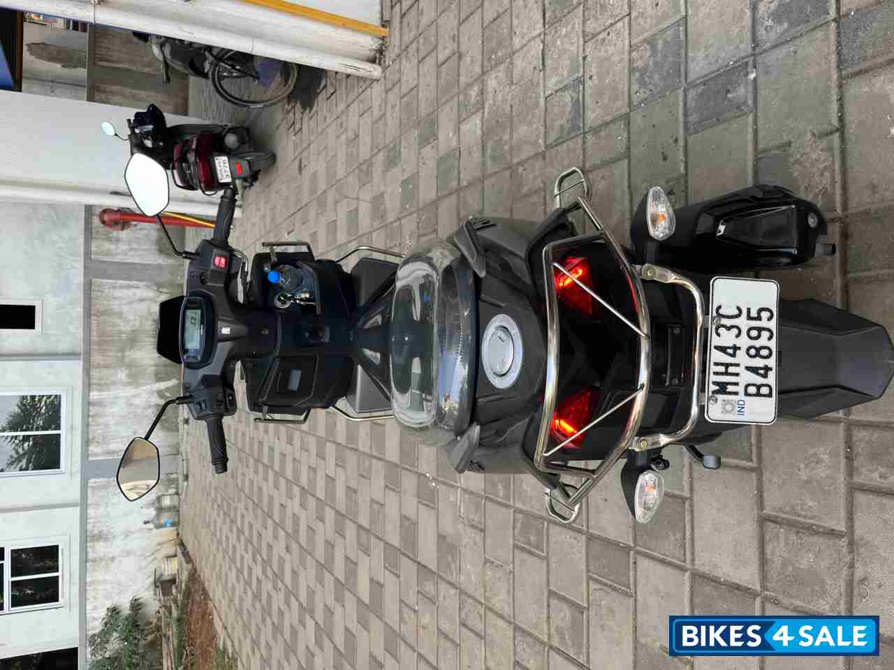 Suzuki Avenis 125 Ride Connect Edition