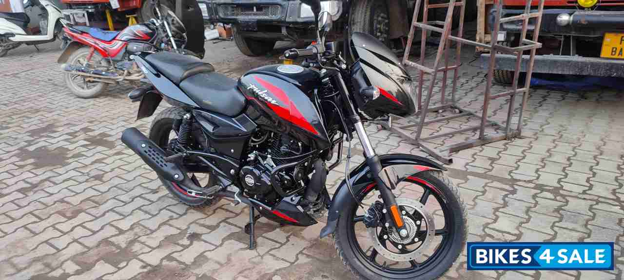 Bajaj Pulsar 150 Twin Disc BS6