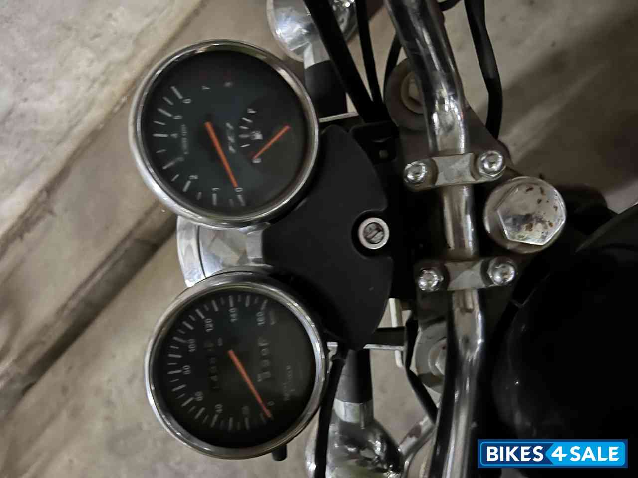 Royal Enfield Thunderbird TwinSpark 350 Royal Enfield Thunderbird TwinSpark 350