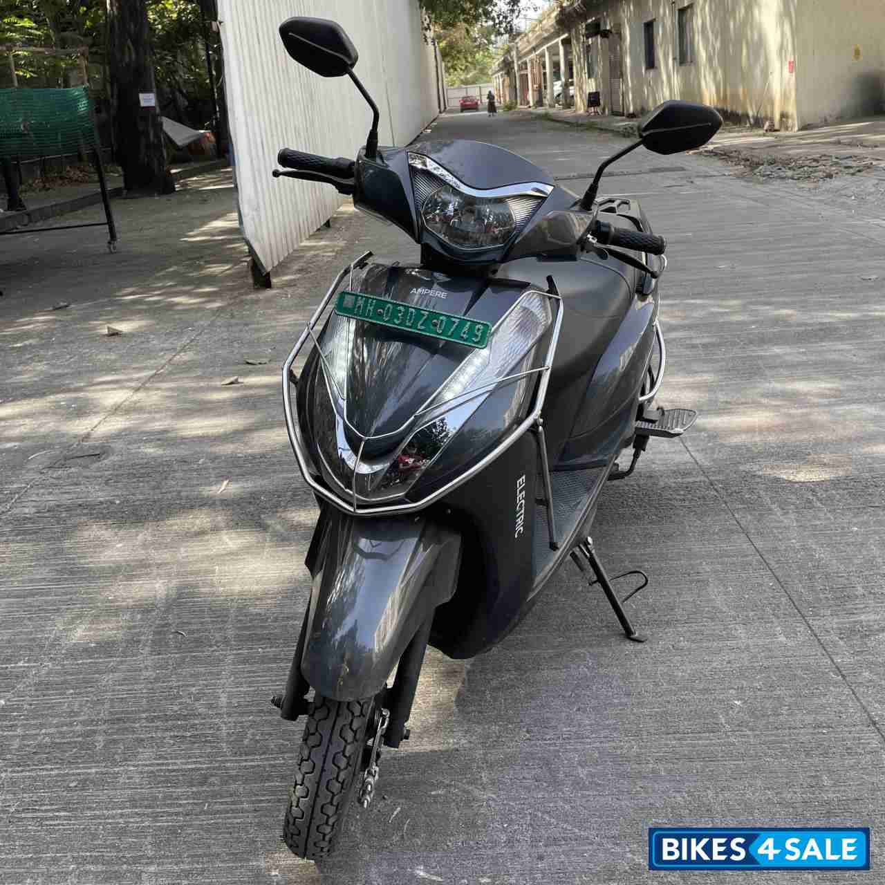 Grey Ampere Magnus Ex