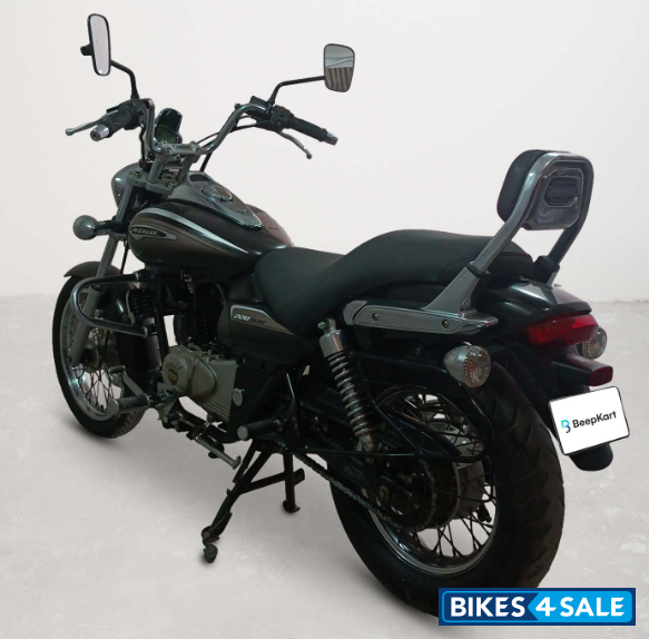 Bajaj Avenger Cruise 220