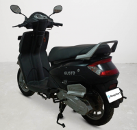 Mahindra Gusto