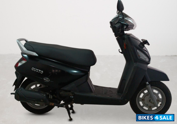 Mahindra Gusto
