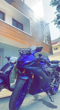 Yamaha R15 V4