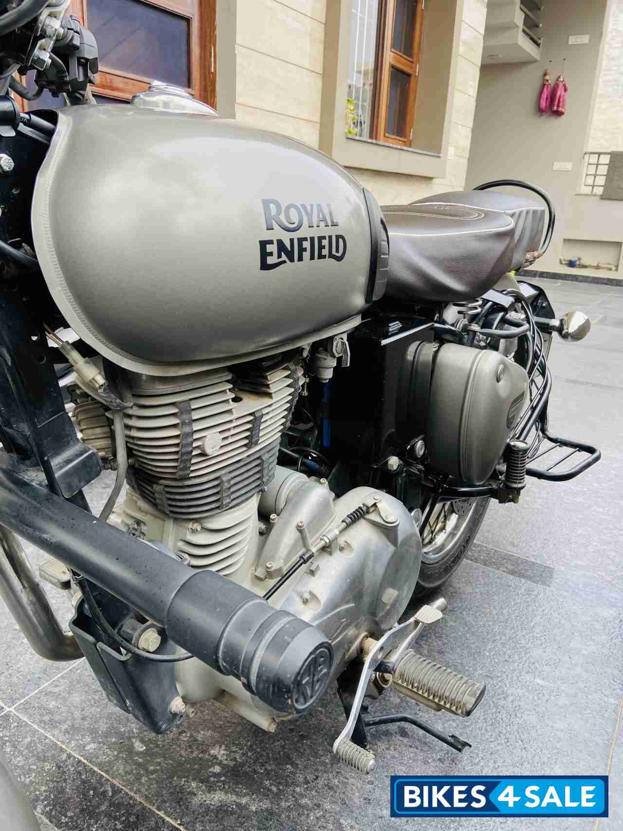 Gun Metal Grey Royal Enfield Classic 350